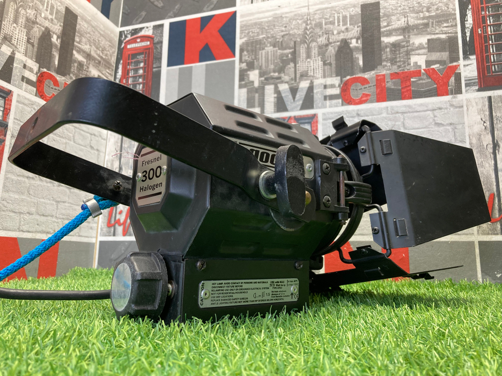 Logocam Fresnel 300 Покупка/Продажа