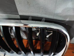 Решетка радиатора правая BMW X3 (F25) 14-17 Б/У Оригинал 51117338572