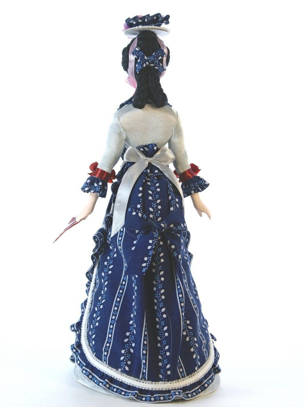 Кукла-шкатулка фарфоровая коллекционная Дама в костюме 18 века