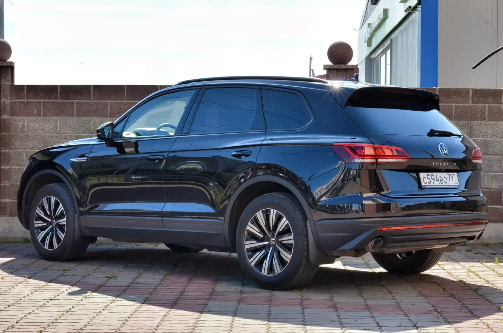 VOLKSWAGEN Touareg 2021