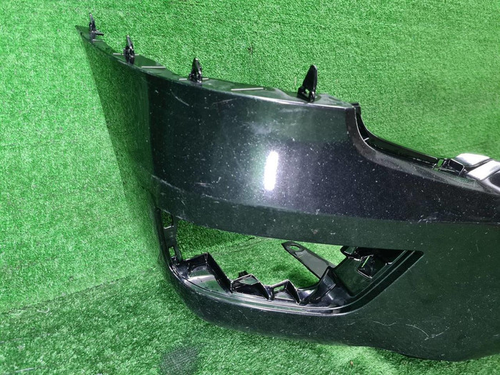 Бампер передний Toyota Land Cruiser 300 (2021-н.в.)