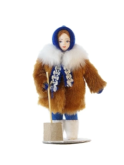 Кукла фарфоровая Девочка с лопаткой