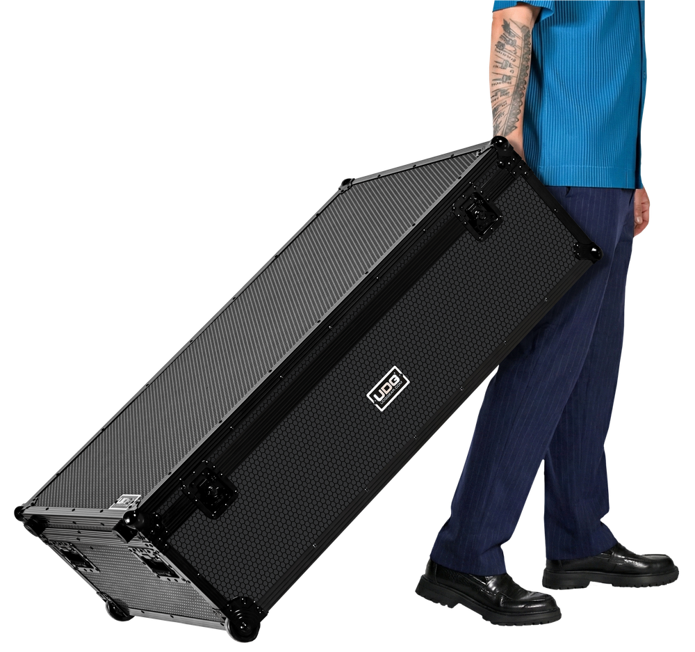 Кейс UDG Ultimate DJ Podium Workstation Flight Case Black Plus (Wheels)