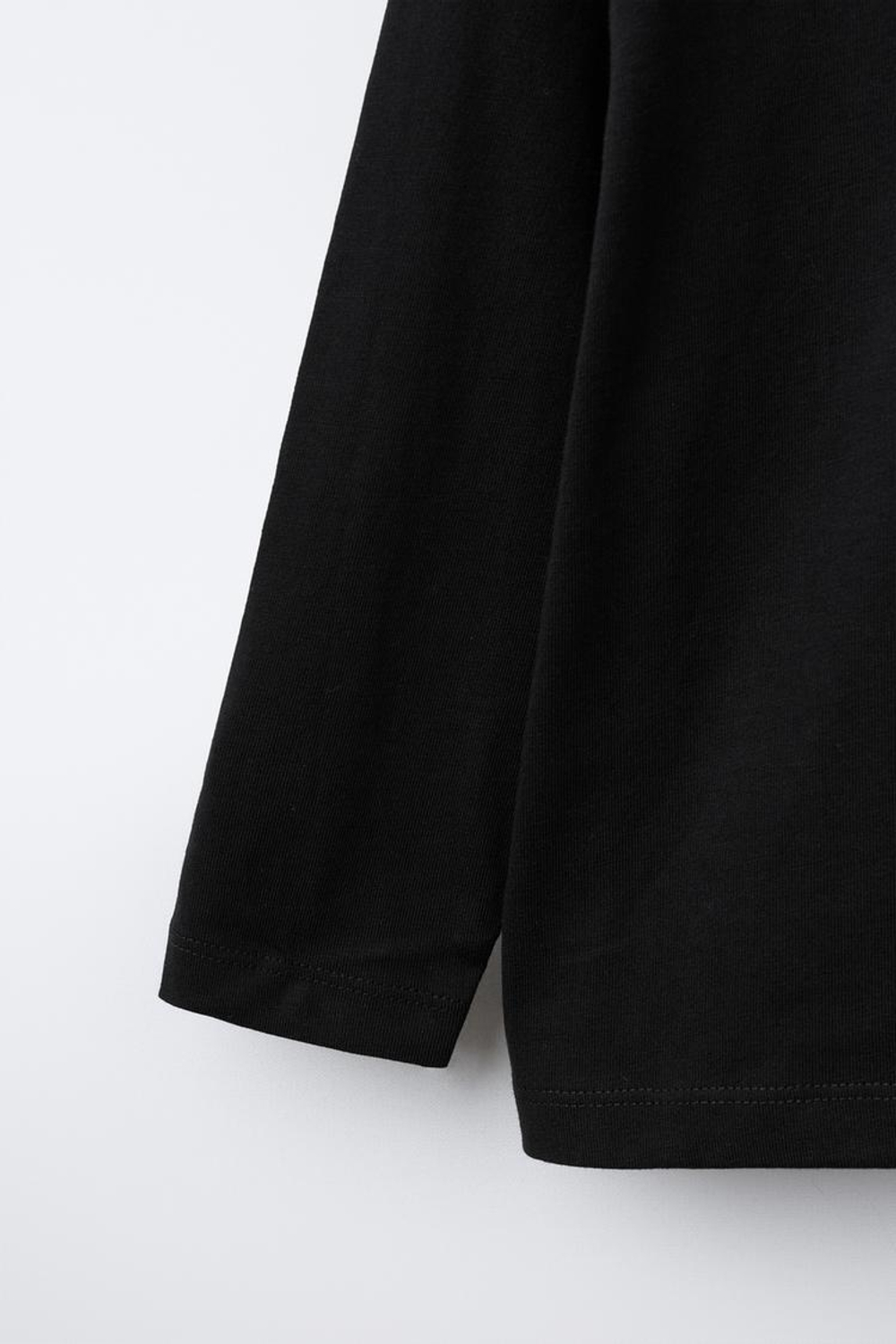 ZARA ОДНОТОННАЯ ФУТБОЛКА MEDIUM WEIGHT, ЧЕРНЫЙ