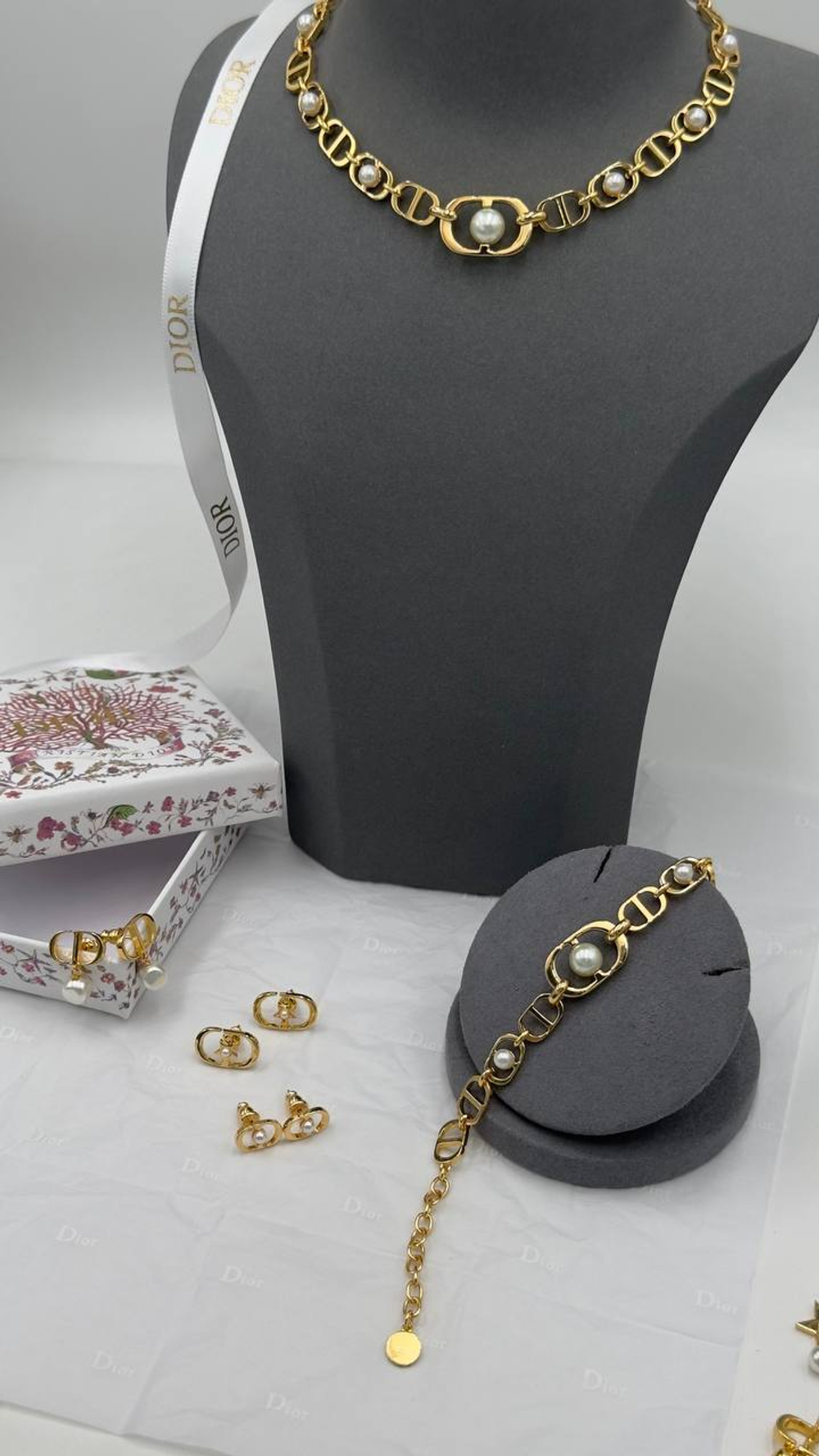 Серьги Dior