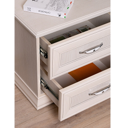 Тумба прикроватная закрытая Венеция 04