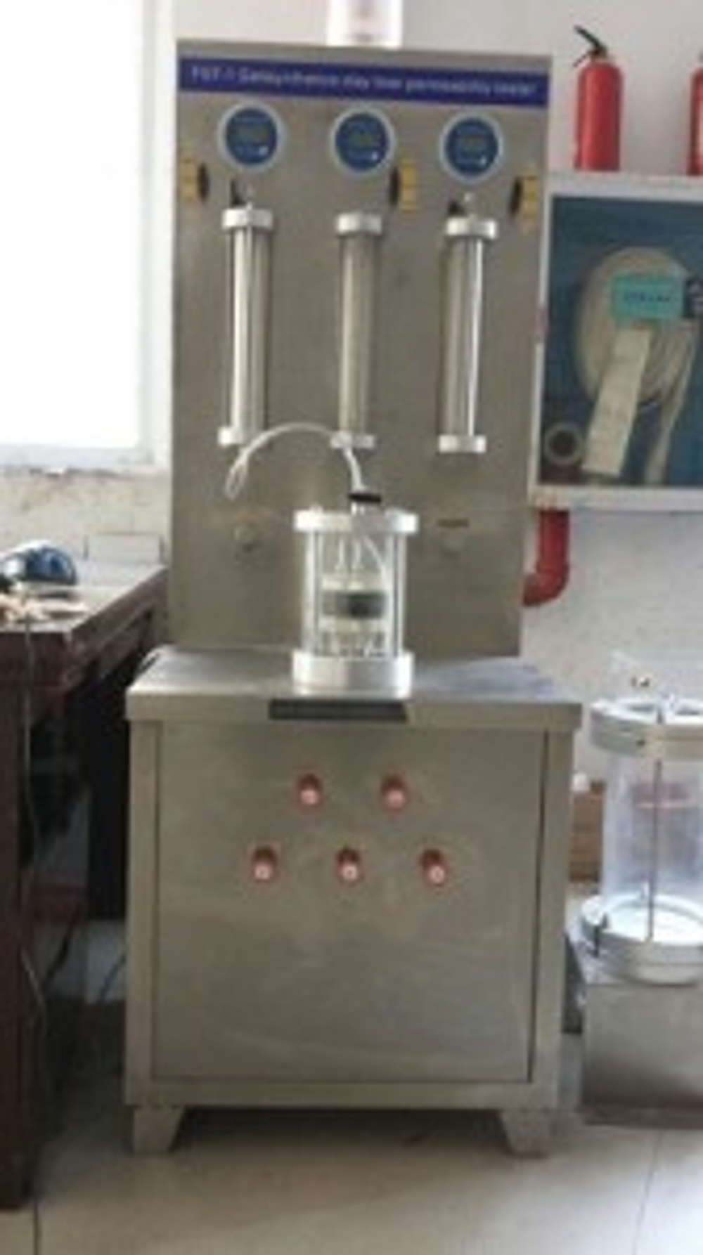 Geosynthetics clay liner permeability tester