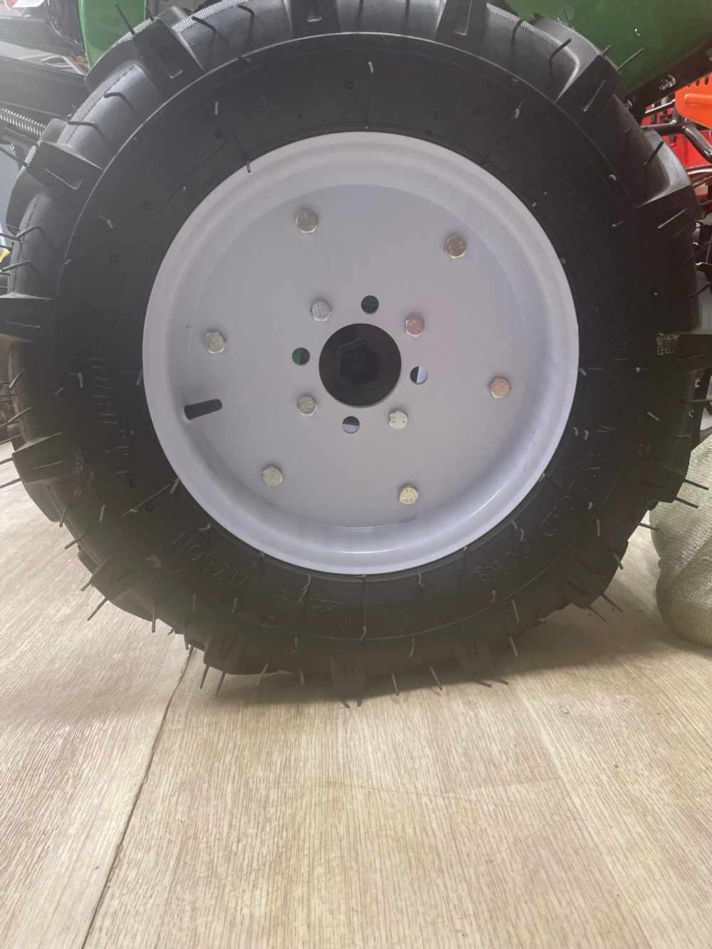 Колеса к мотоблоку 5.00-12 СИЛАЧ протектор -ёлочка (1 пара)