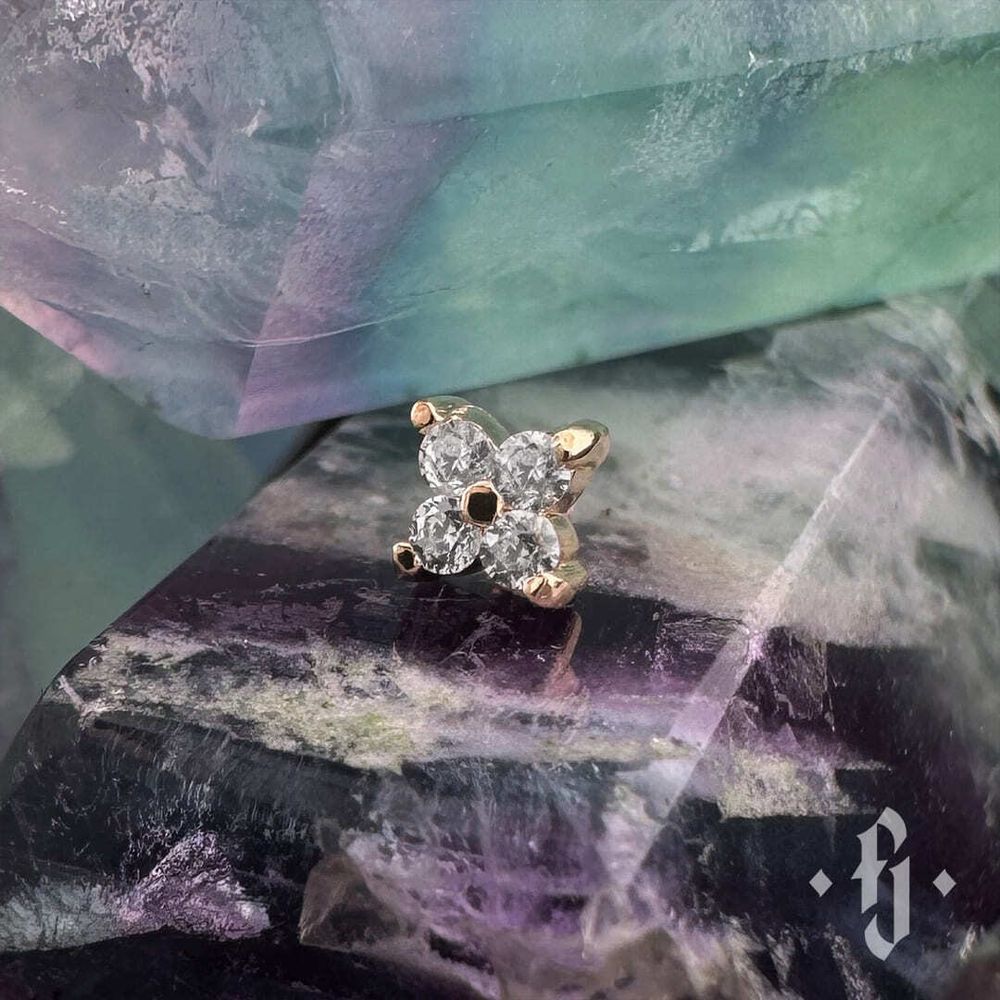 Накрутка &quot;Quaternary&quot; - Желтое золото - White CZ