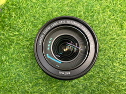 Canon EF-S 18-135mm 3.5-5.6 IS STM