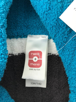 Джемпер C&A практичный на 9/10 лет