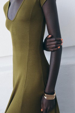 ZARA ДЛИННОЕ ПЛАТЬЕ В РУБЧИК, ТЕМНО-ОЛИВКОВЫЙ