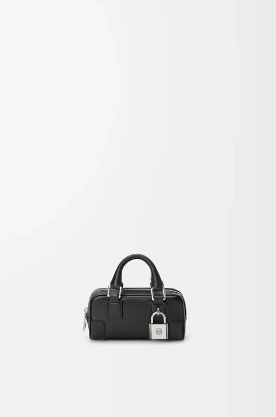 Loewe Сумка Amazona Nano в блестящей телячьей коже, черный