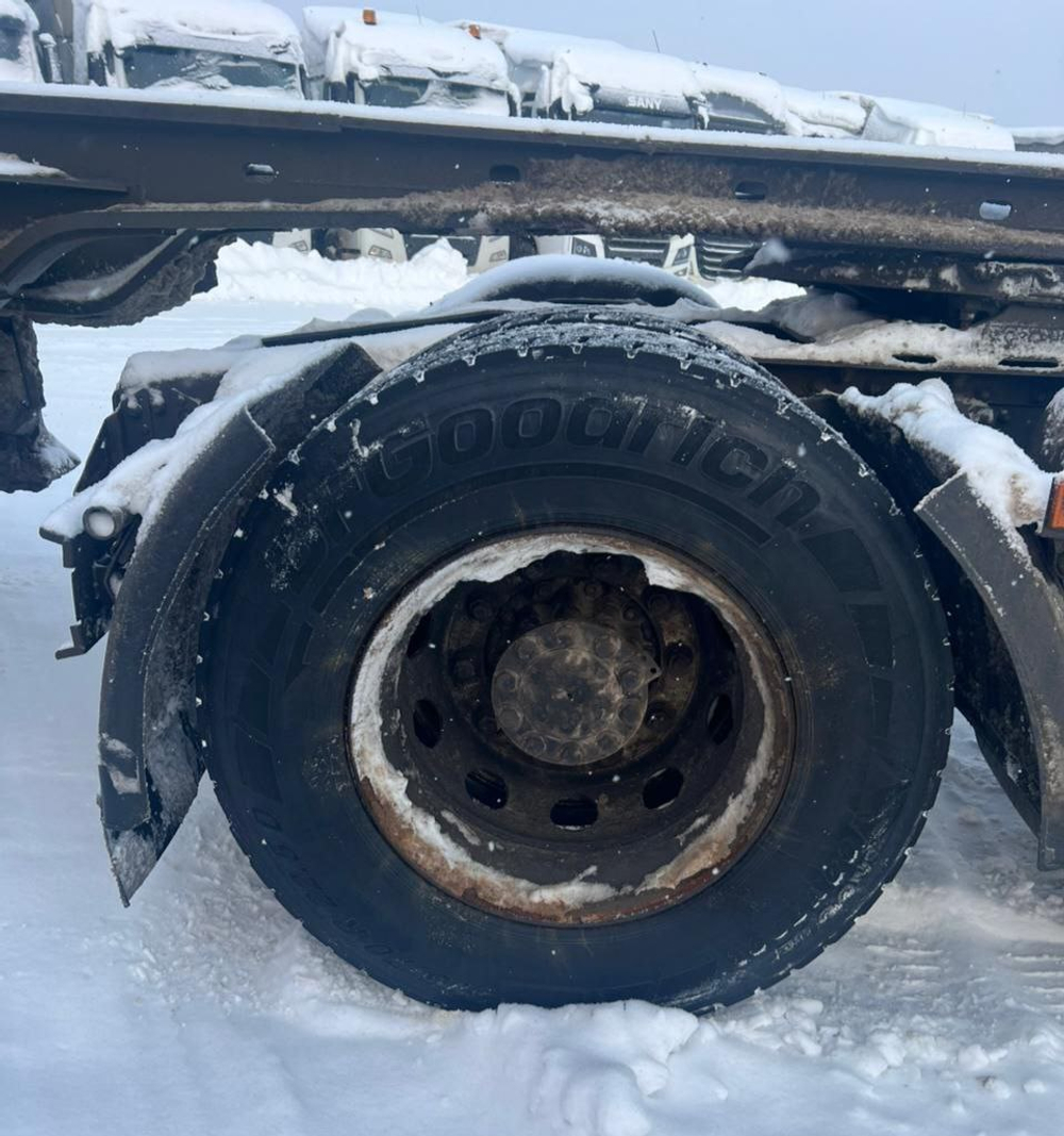 КамАЗ 5490 4x2 Седельный тягач 5490-S5 (Дизельный, 12,0 л, 401 л.с., МТ)