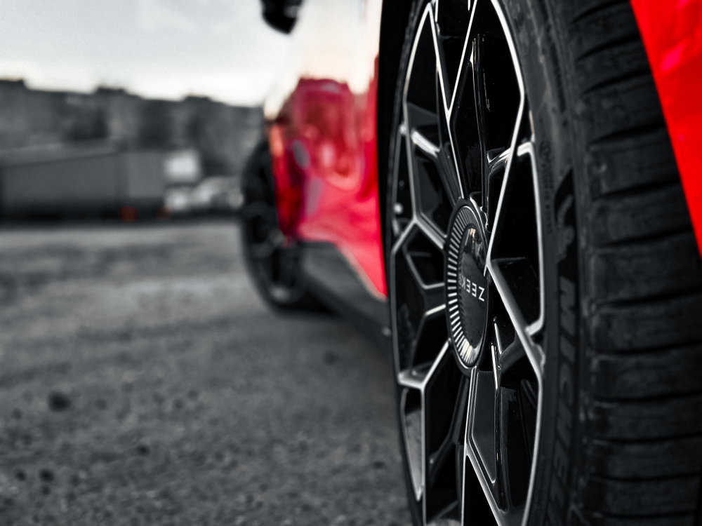 Оклейка цветным полиуретаном