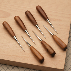 Шило круглое с ручкой из американского ореха