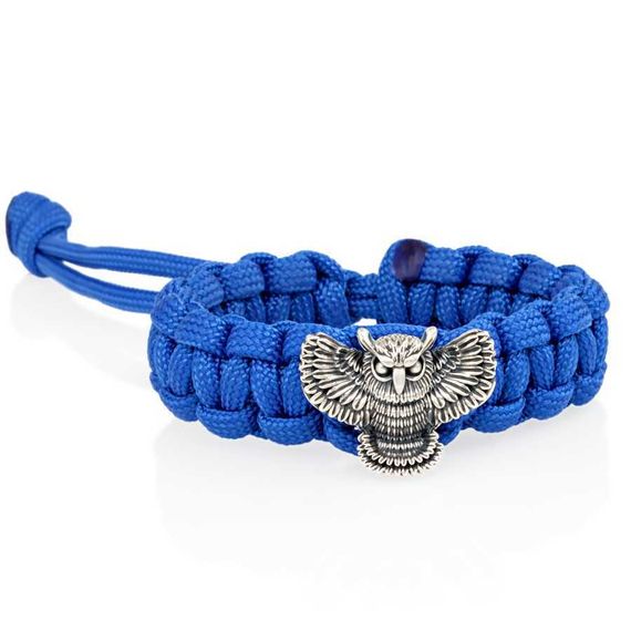 Браслет из синего паракорда с шармом Сова из серебра 925, вид спереди