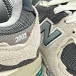 New balance 2002R