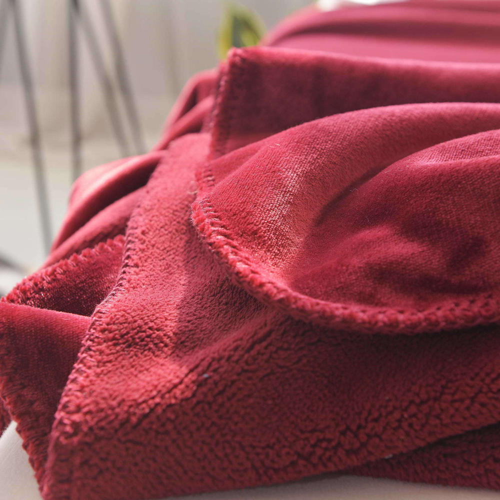 Покрывало 160х220 Sofi De MarkO София бордовое