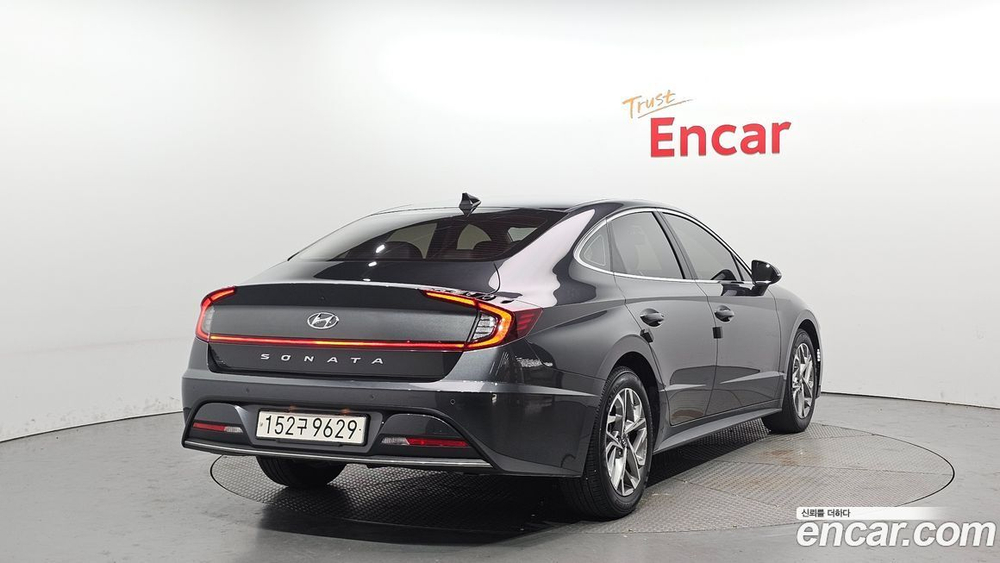 Hyundai Sonata (DN8) 2.0 (04.2021)