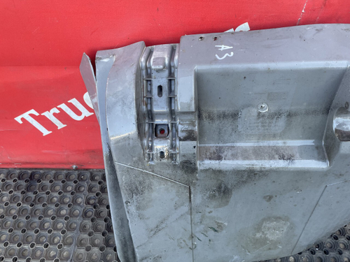 Крыло заднее передняя часть