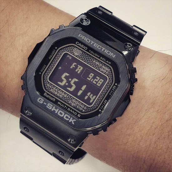 Наручные часы Casio G-Shock GMW-B5000GD-1ER