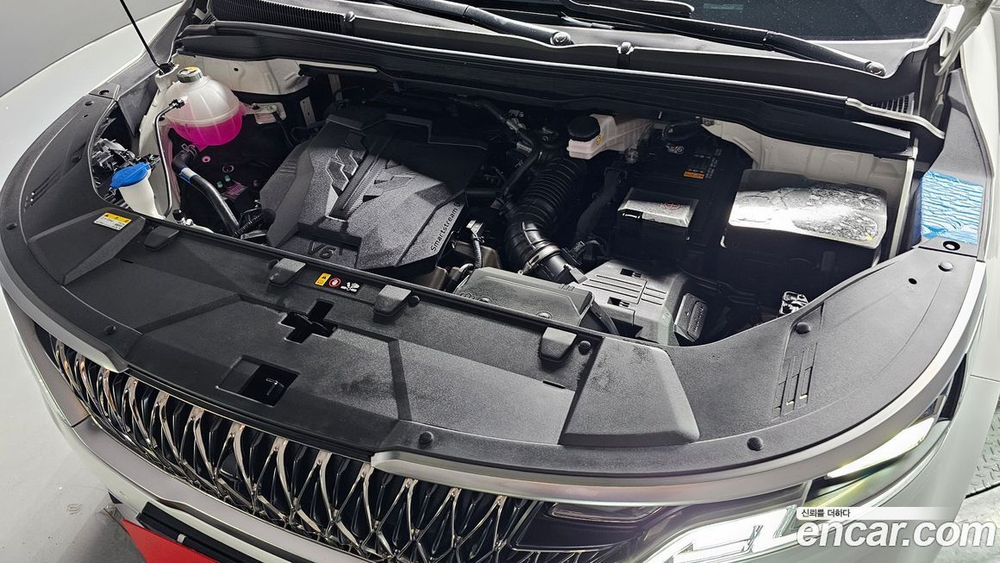 Kia Carnival (Sedona) 4 Generation Бензин 9-и местный Signatures (04.2023)