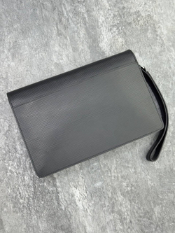 Клатч Louis Vuitton