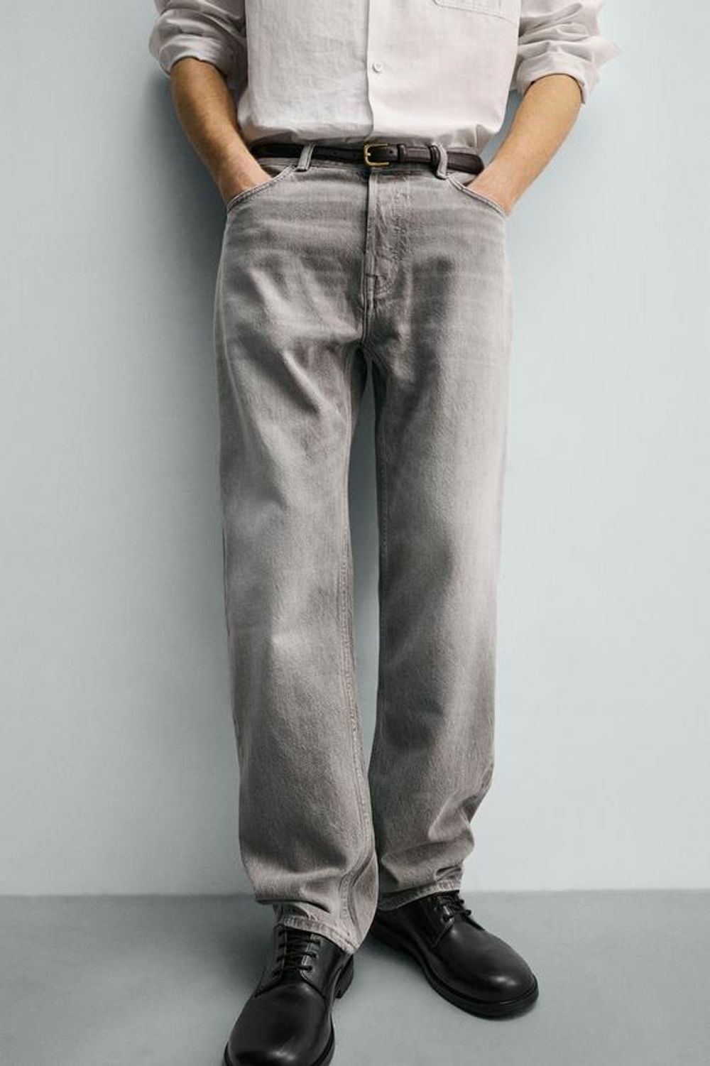 ZARA ДЖИНСЫ STRAIGHT FIT, СЕРЫЙ