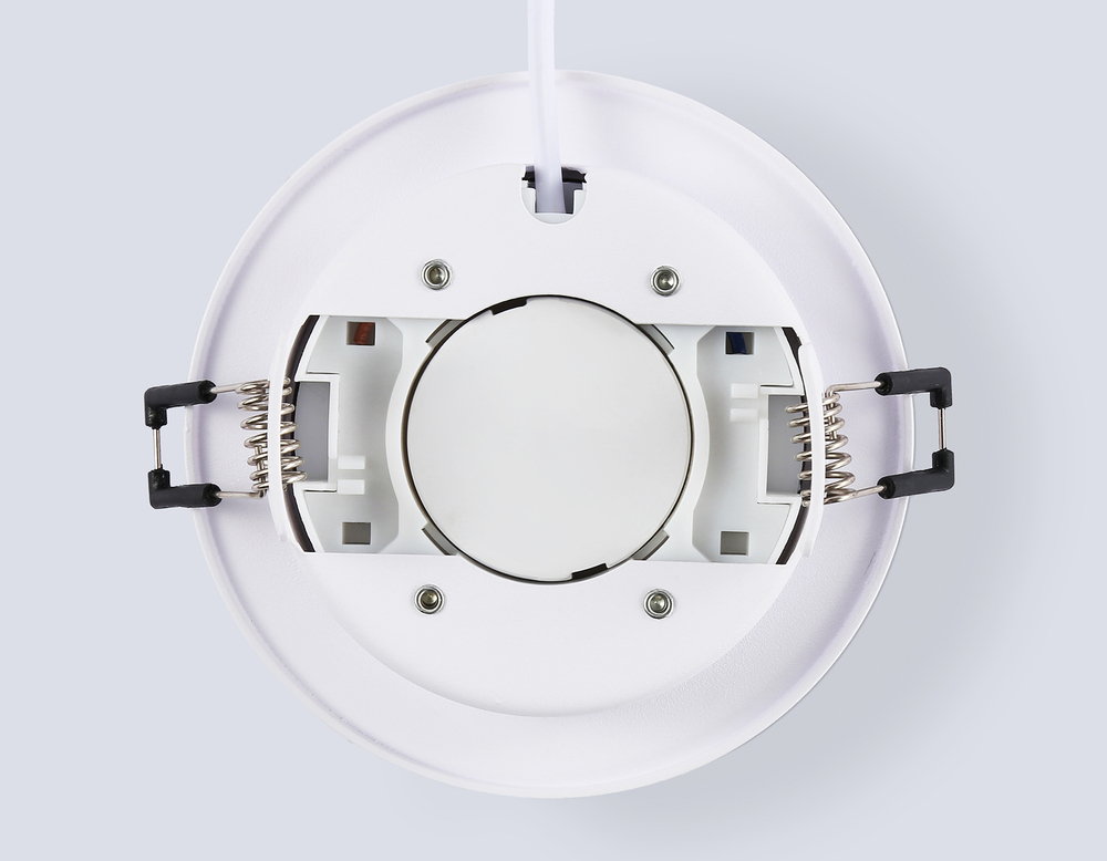 TN6733 WH белый IP44 GX53 D110*57