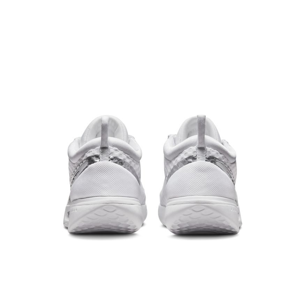Женские Кроссовки теннисные Nike Zoom Court Pro - white/metalic silver
