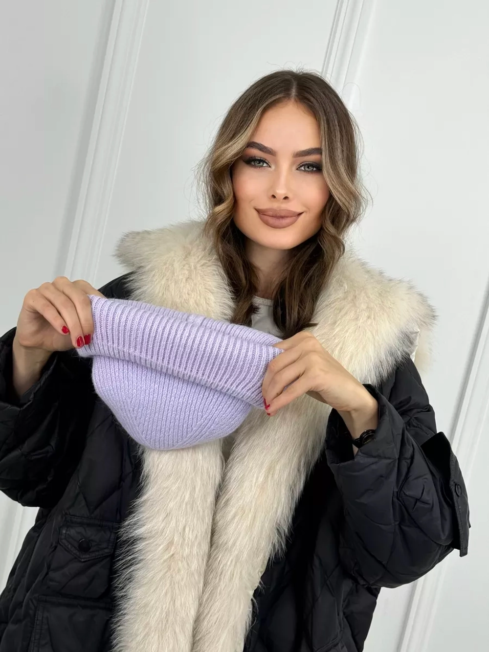 шапка зимняя из ангоры с отворотом вязаная