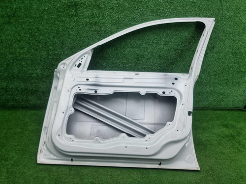 Дверь передняя правая Volvo XC70 2 (2007-2016)