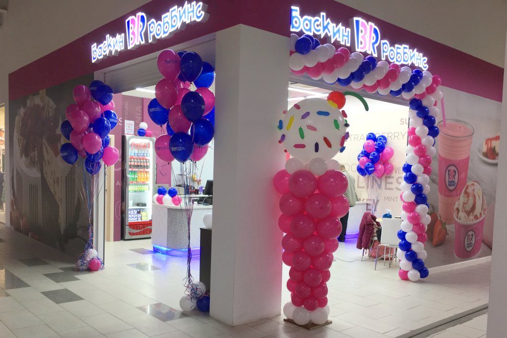 Оформление фудкорта "Баскин Роббинс". Услуга по оформлению