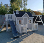 Домик Венди с балкончиком