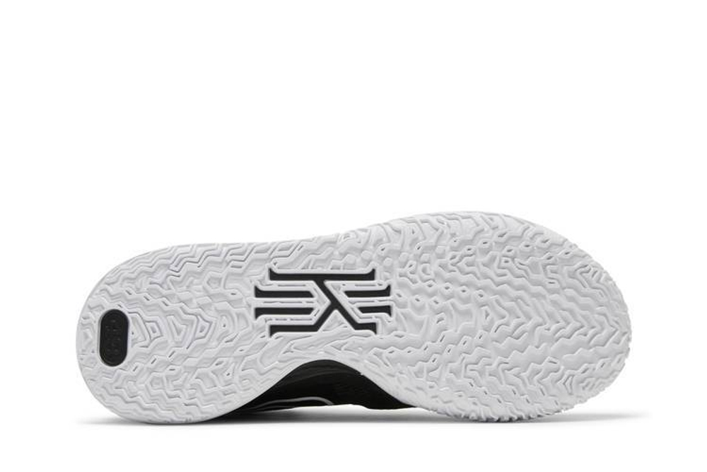 Кроссовки Nike Kyrie 7 Tb