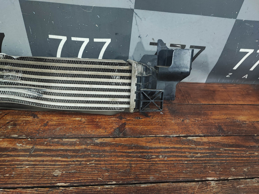 Интеркулер BMW X1 F48 / Mini F55 F60 Б/У Оригинал 17517617597