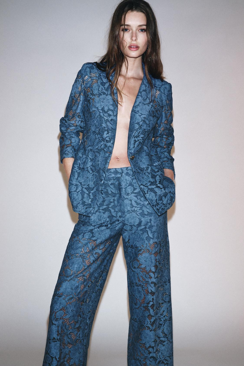 ZARA БЛЕЙЗЕР ИЗ КРУЖЕВА, СИНИЙ