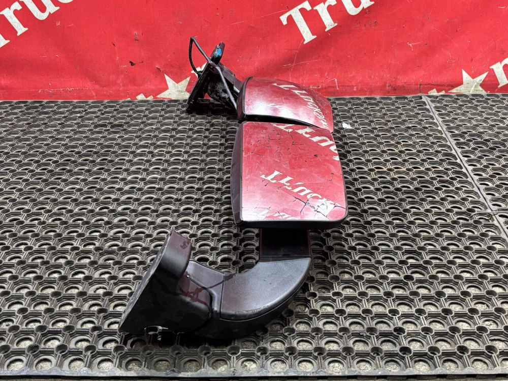 Зеркало (дефект) заднего вида боковое левое 2024г