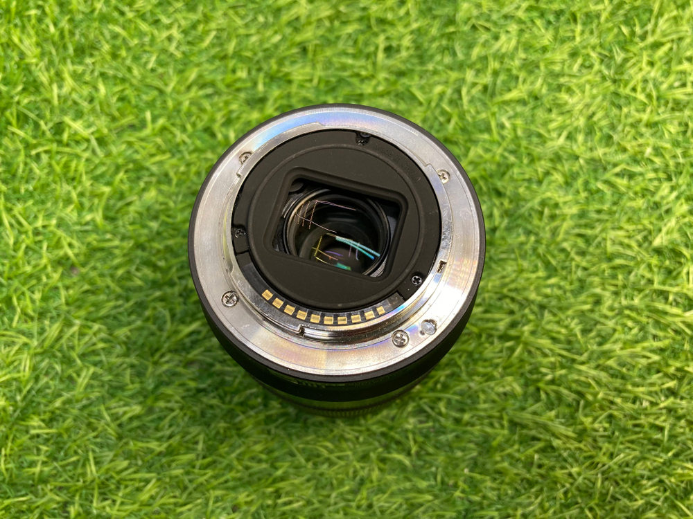 Sony E 18-135mm F3.5-5.6 OSS Покупка/Продажа