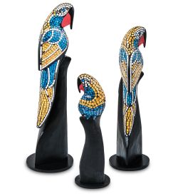Decor and Gift 23-028-05 Н-р статуэток из трех «Попугай» дерево+стекл.мозаика (50,40,30 см)