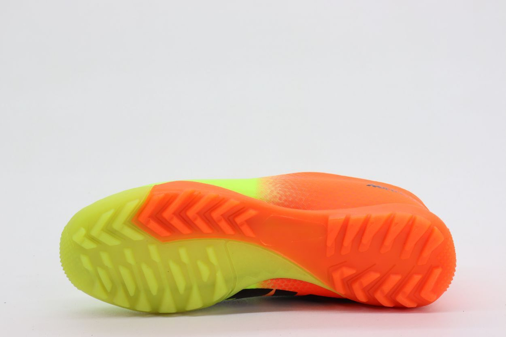 Футбольные бутсы (36-42)р. / шт.