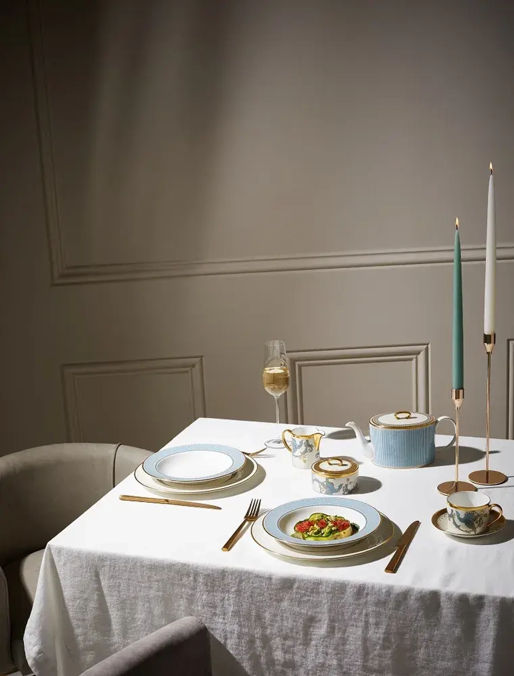 Wedgwood Обеденная тарелка Helia 27,3 см