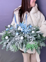 Новогодняя композиция «Синий иней»