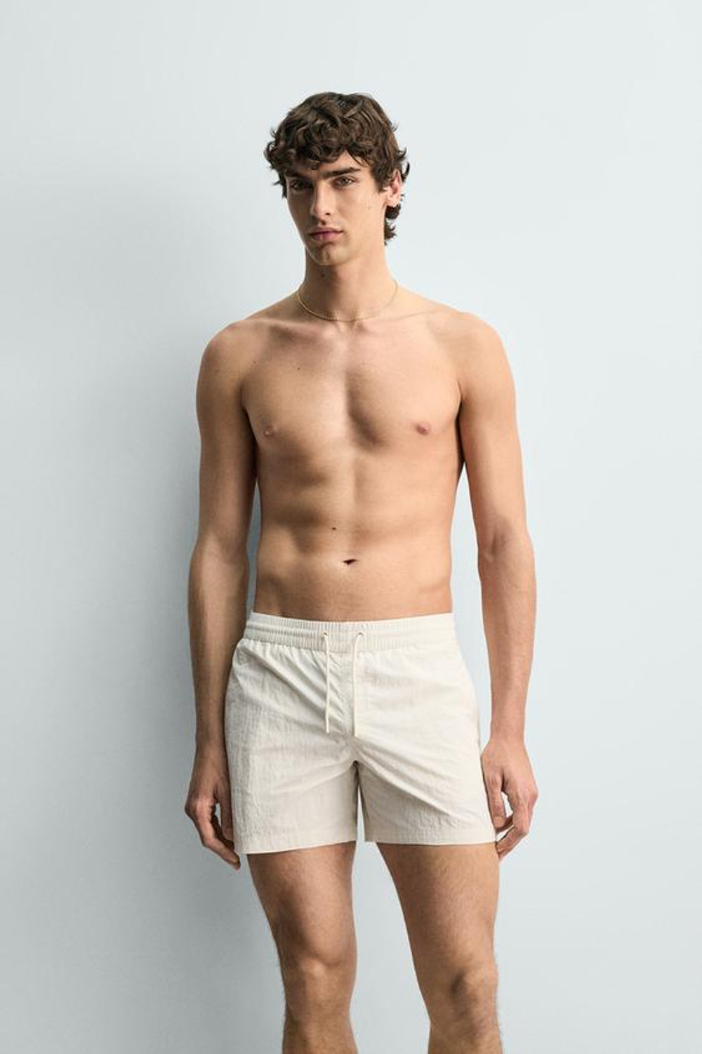 ZARA БАЗОВЫЕ ПЛАВКИ СРЕДНЕЙ ДЛИНЫ, ЭКРЮ