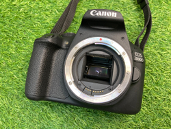 Canon EOS 2000D Kit 18-55mm 30.000 кадров
