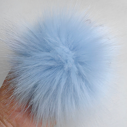 Помпон из искусственного меха "Голубой" d=13 см