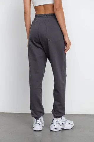 Свободные джоггеры без начеса из премиум футера цвета антрацит