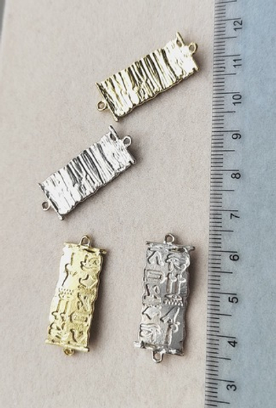 и3314-с Коннектор "Иероглифы" 33*14мм, серебрение