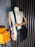 Портфель Louis Vuitton